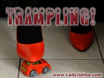 Spielzeugauto Trampling